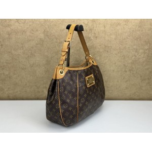 LOUIS VUITTON M56382 GALLIERA PM